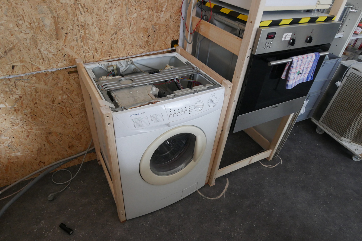 p1100982-h800.jpg